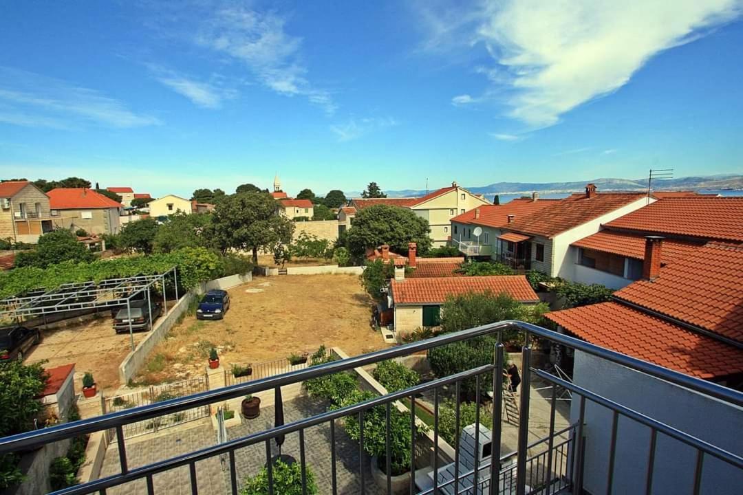 Apartment Samanta Supetar Exterior photo