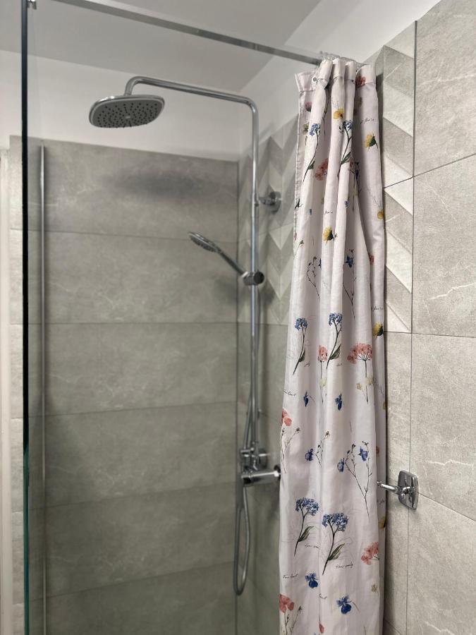 Apartment Samanta Supetar Exterior photo